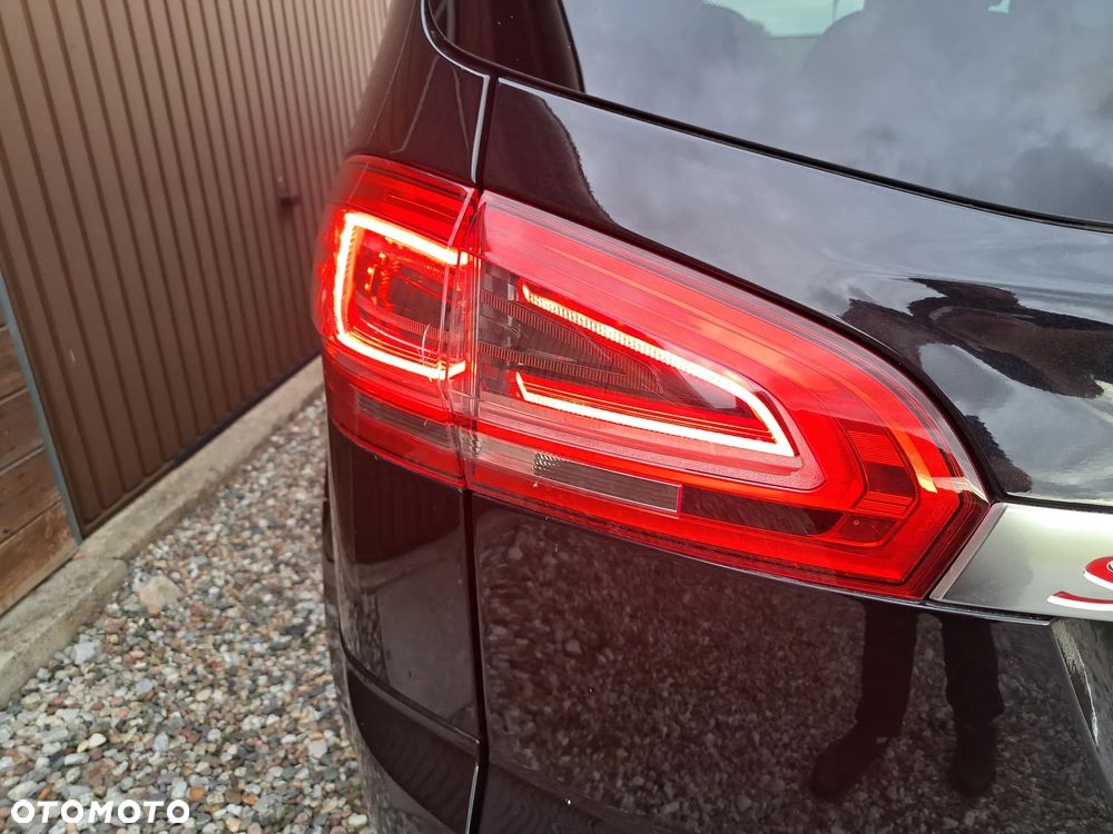 Ford S-Max 2.0 TDCi DPF Champions Edition - 18