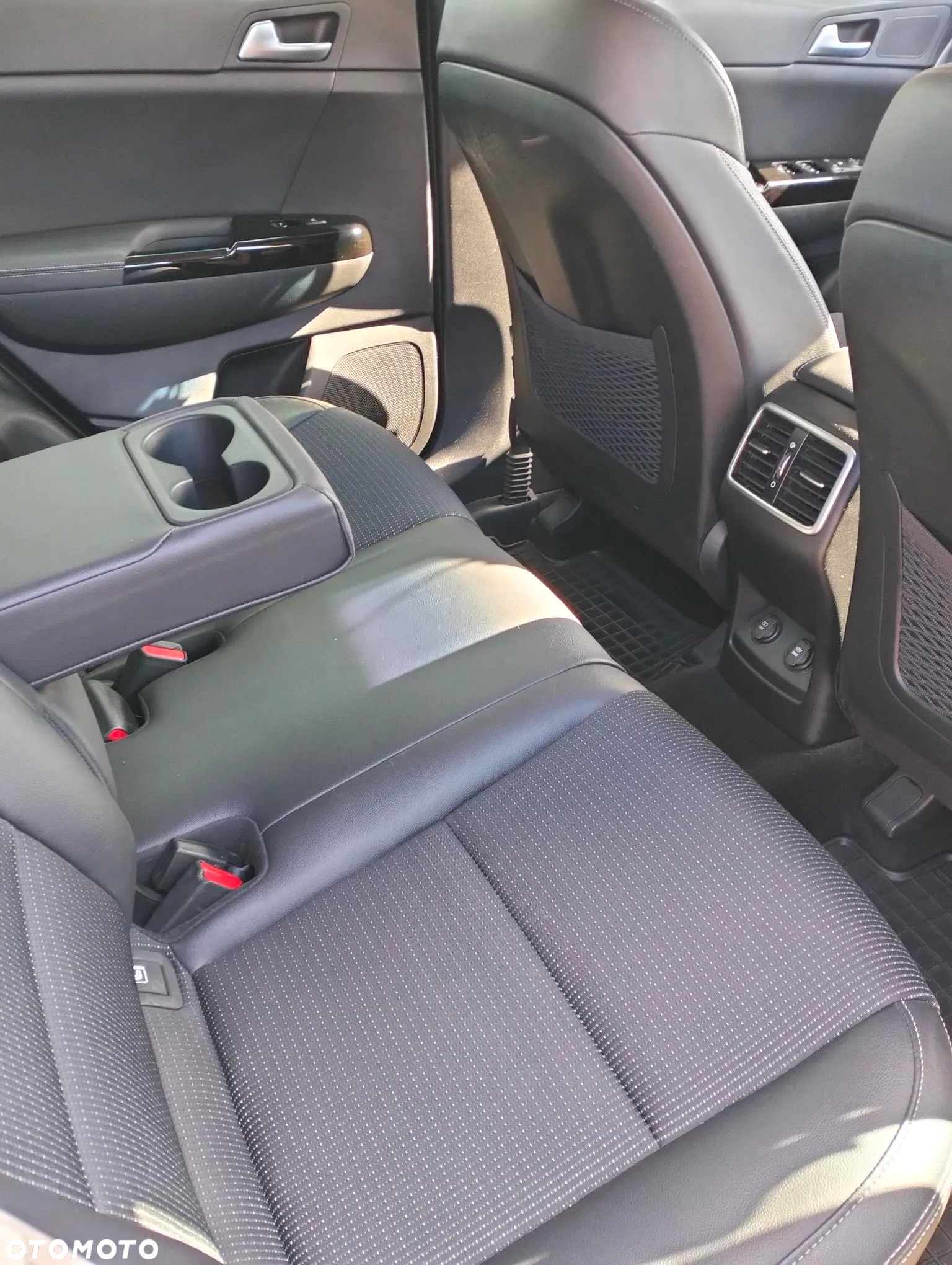 Kia Sportage 1.6 T-GDI Black Edition 2WD DCT - 17