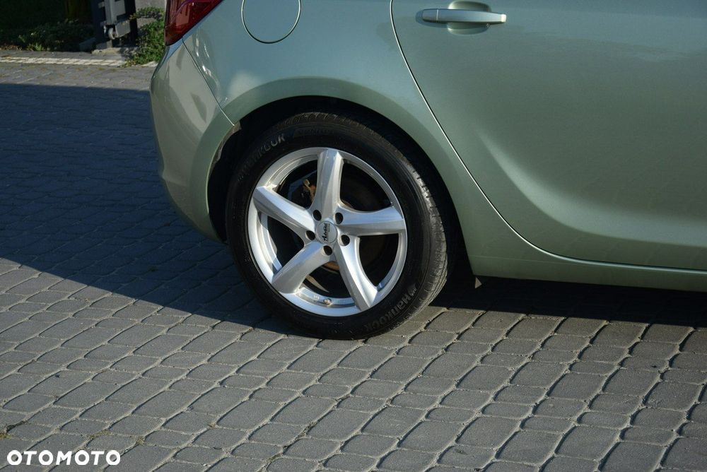 Opel Astra 1.4 Turbo Design Edition - 11