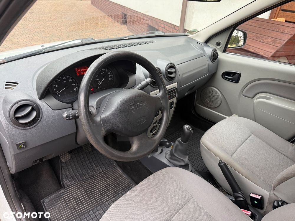 Dacia Logan 1.6 Ambiance - 9