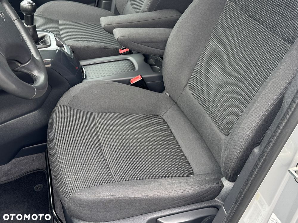 Peugeot 5008 120 VTi Active - 21