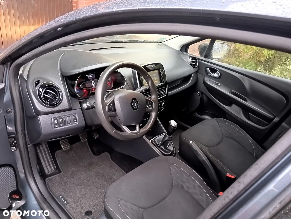 Renault Clio TCe 90 Limited - 13