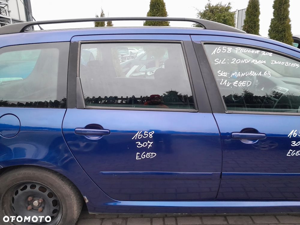 PEUGEOT 307 DRZWI PRAWE TYLNE PRAWY TYŁ KOMBI KOLOR: EGED - 1