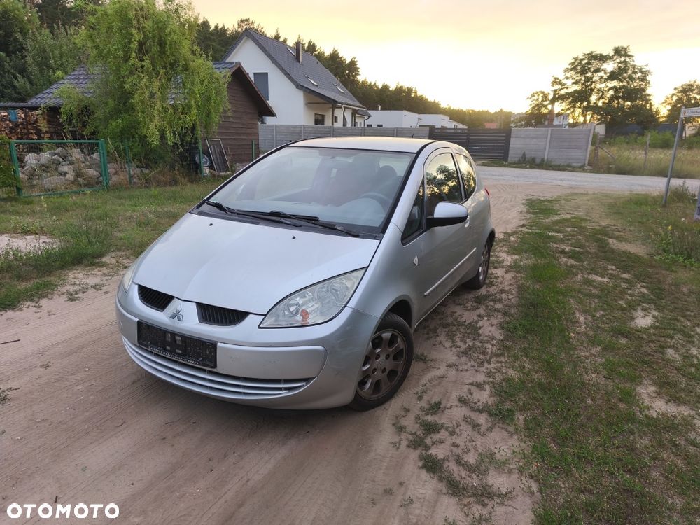 Mitsubishi Colt - 1