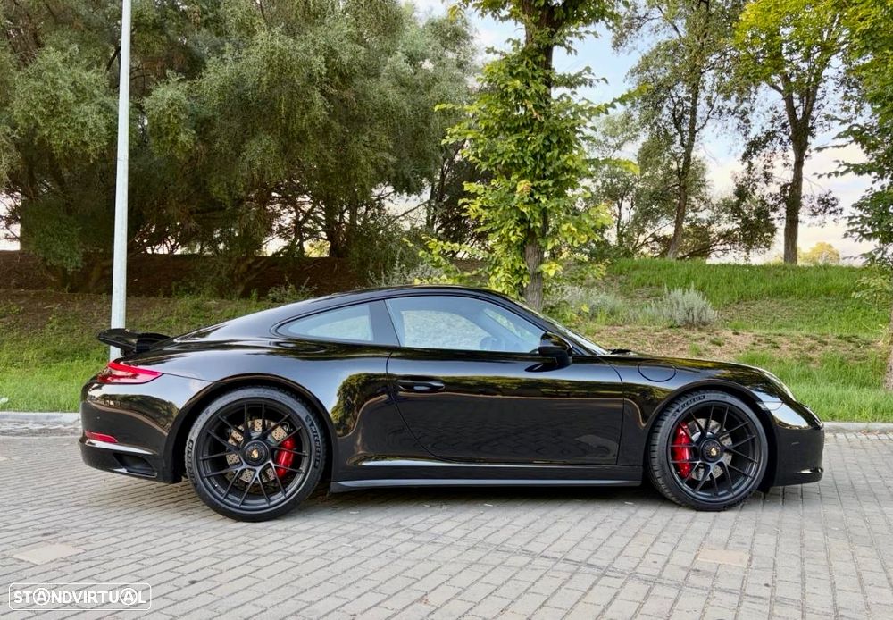 Porsche 911 (991) Carrera GTS PDK - 3