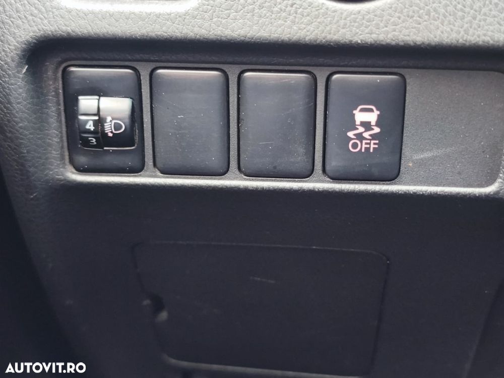 Mitsubishi L200 Double Cab 2.2 DI-D M/T Instyle - 27