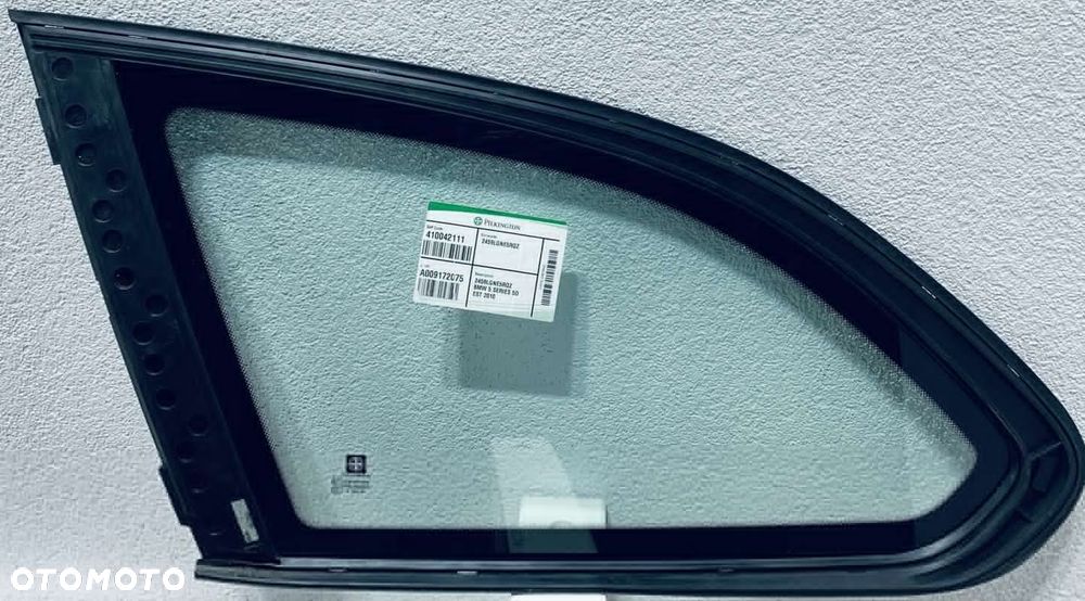 Szyba karoseryjna lewa stała BMW 5 F11 KOMBI 2010-