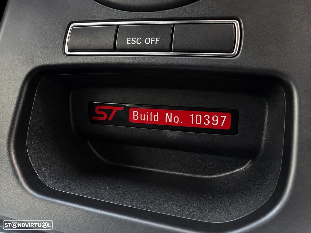 Ford Fiesta 1.6 EcoBoost ST - 9