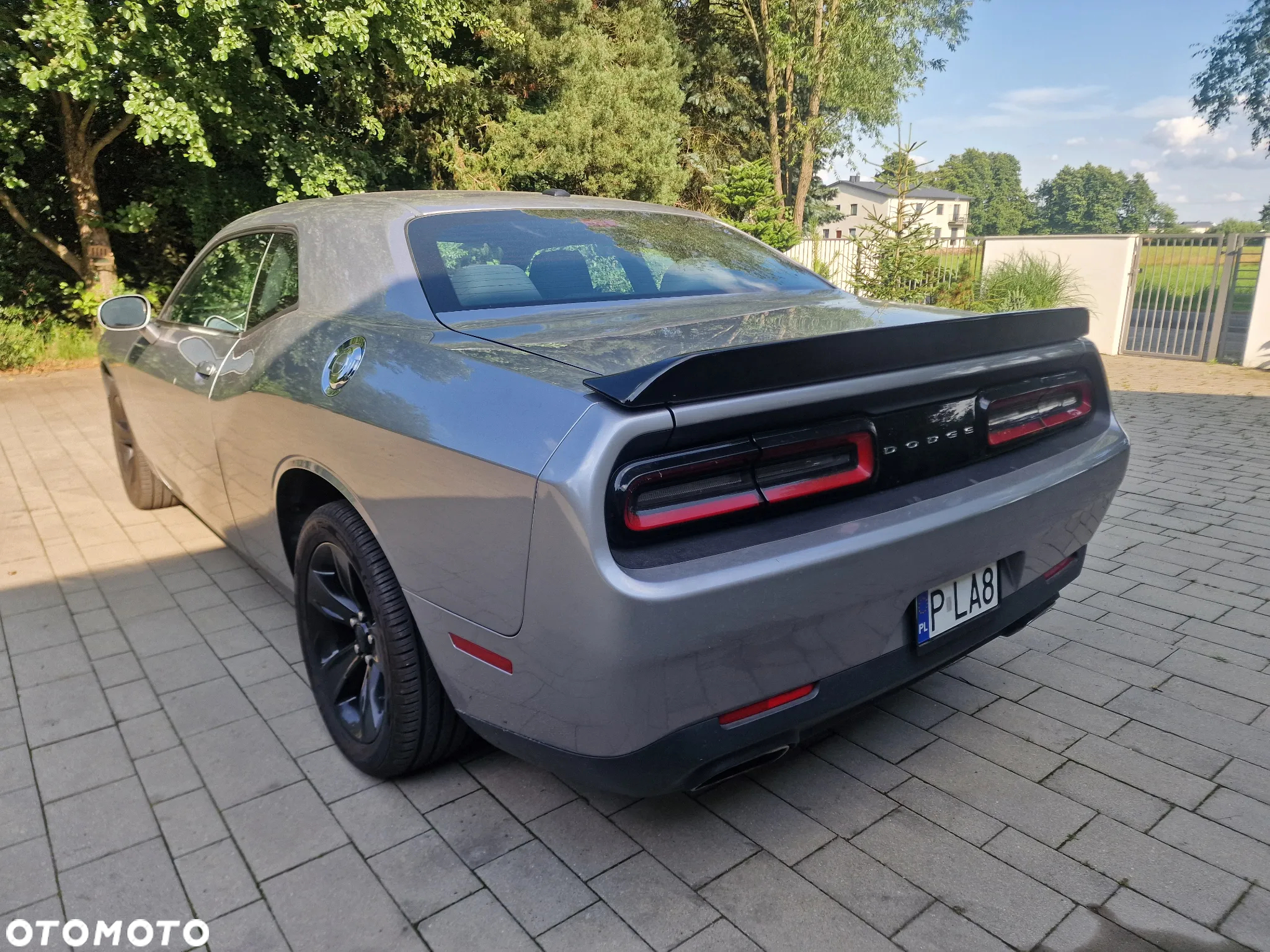 Dodge Challenger - 5