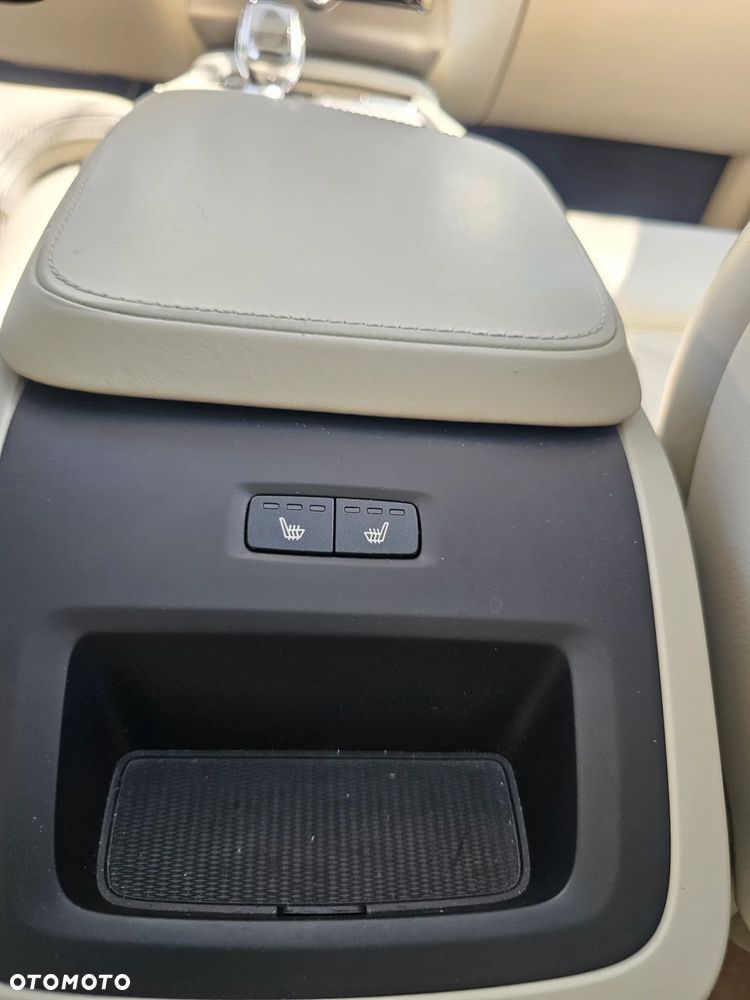 Volvo XC 90 B5 D AWD Inscription - 25