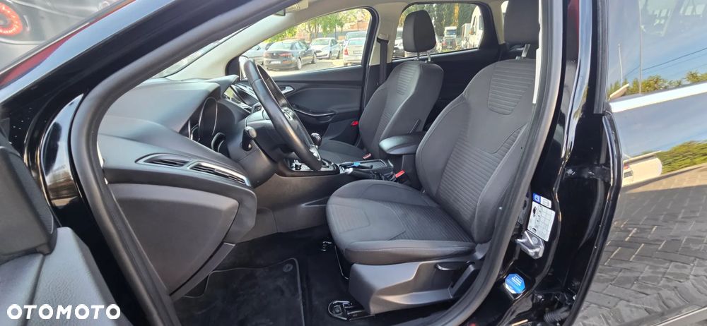 Ford Focus 1.5 TDCi DPF Start-Stopp-System Titanium - 31