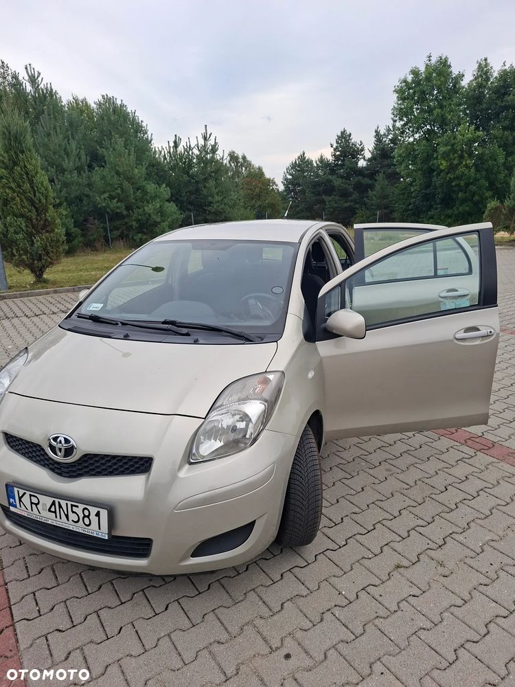 Toyota Yaris 1.33 Active - 7