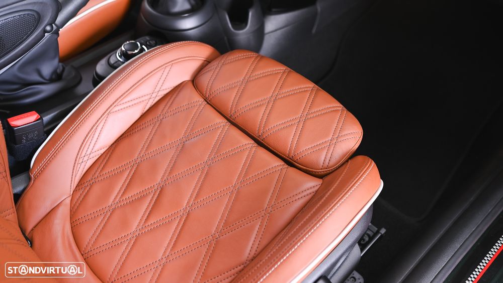 MINI 3 Portas John Cooper Works Auto Desportiva - 40