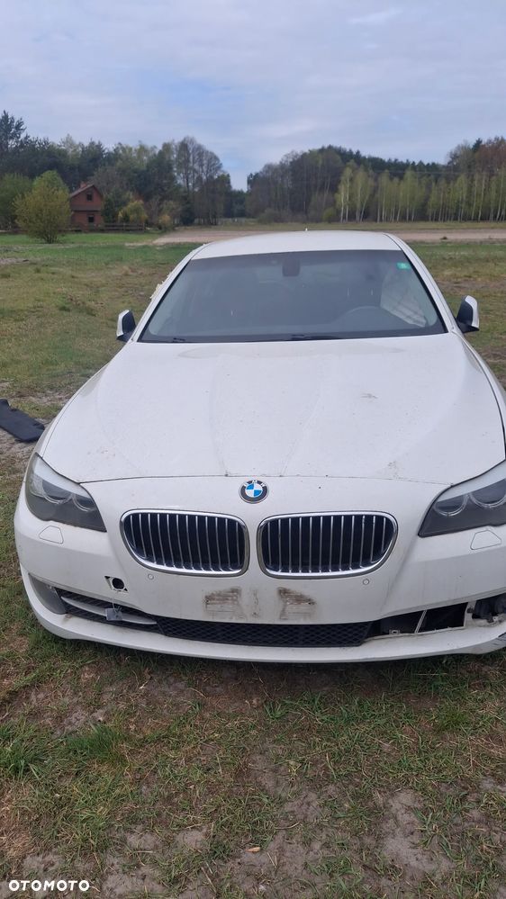 BMW Seria 5 ver-518d - 2