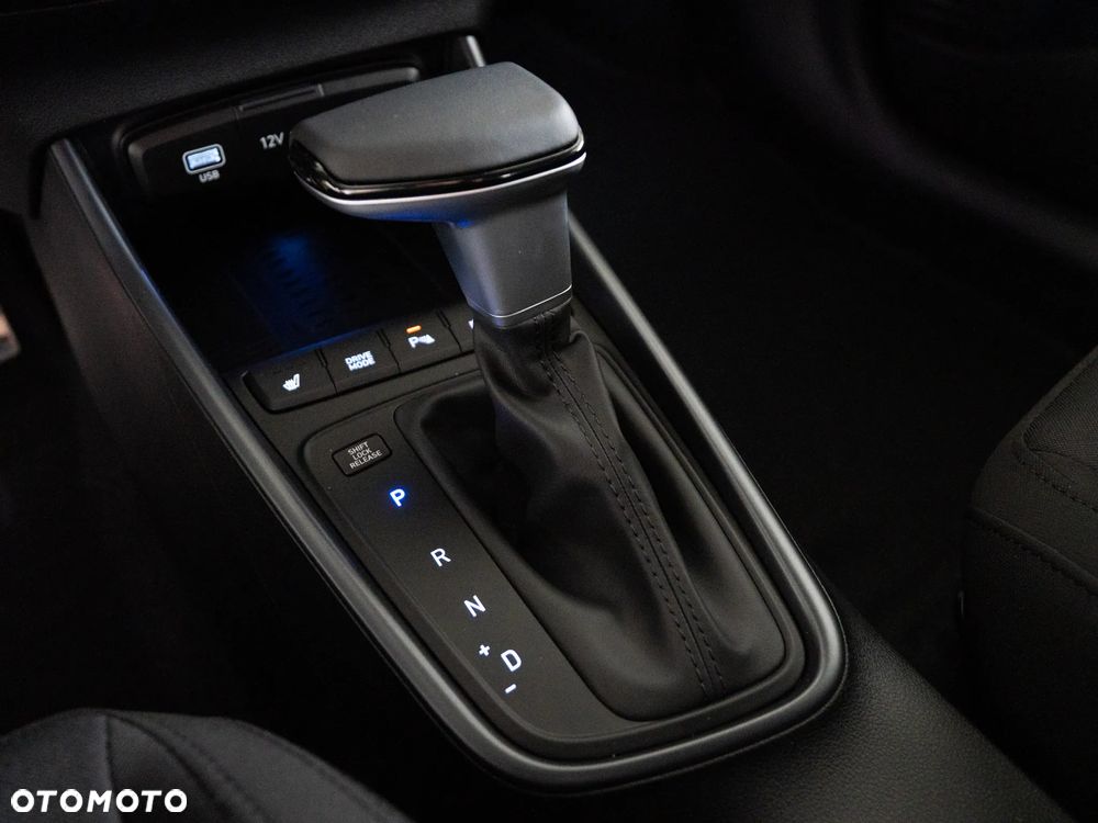 Hyundai Bayon 1.0 T-GDI Executive DCT - 25