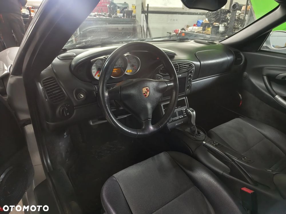 Porsche Boxster - 16