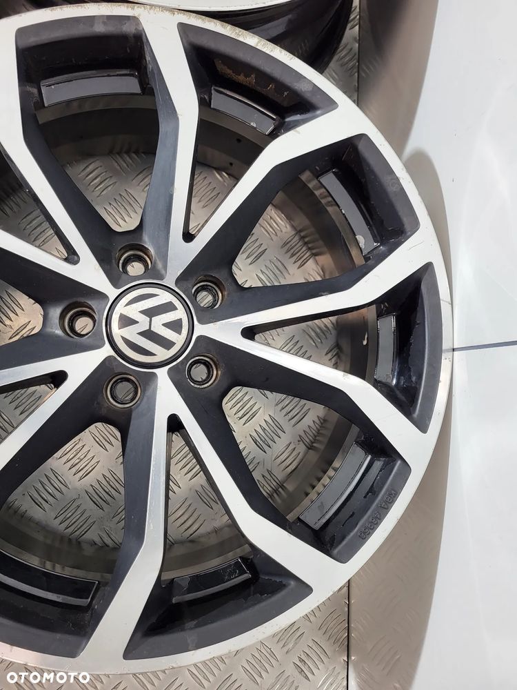 Vw Golf Passat Felgi Aluminiowe 18 5x112 - 13