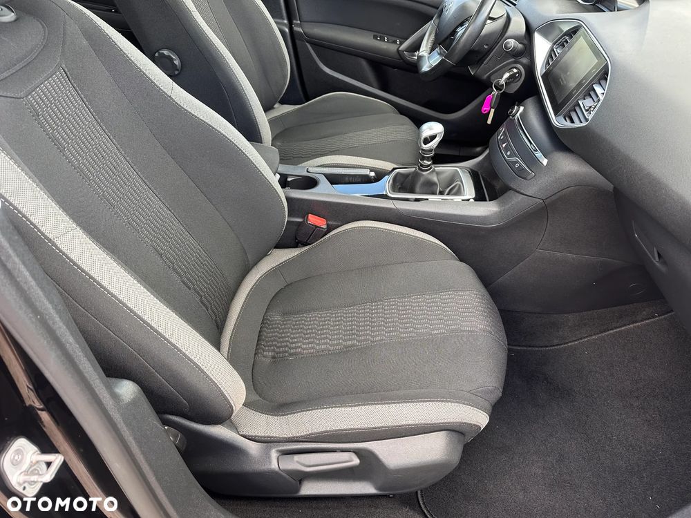 Peugeot 308 PureTech 130 Stop & Start Style - 33