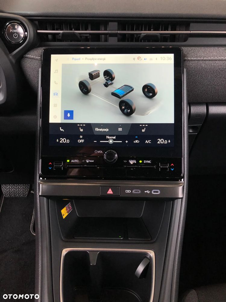 Lexus LBX 1.5 Hybrid - 12