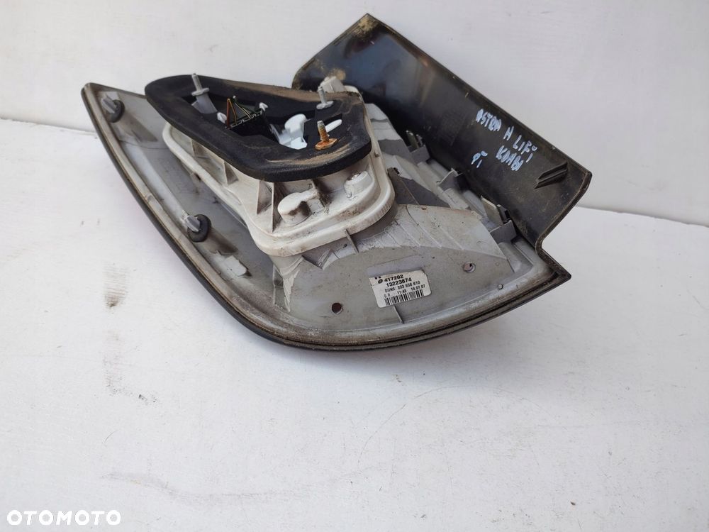 Lampa prawy tył OPEL ASTRA H III LIFT KOMBI EUROPA 13223674 - 4