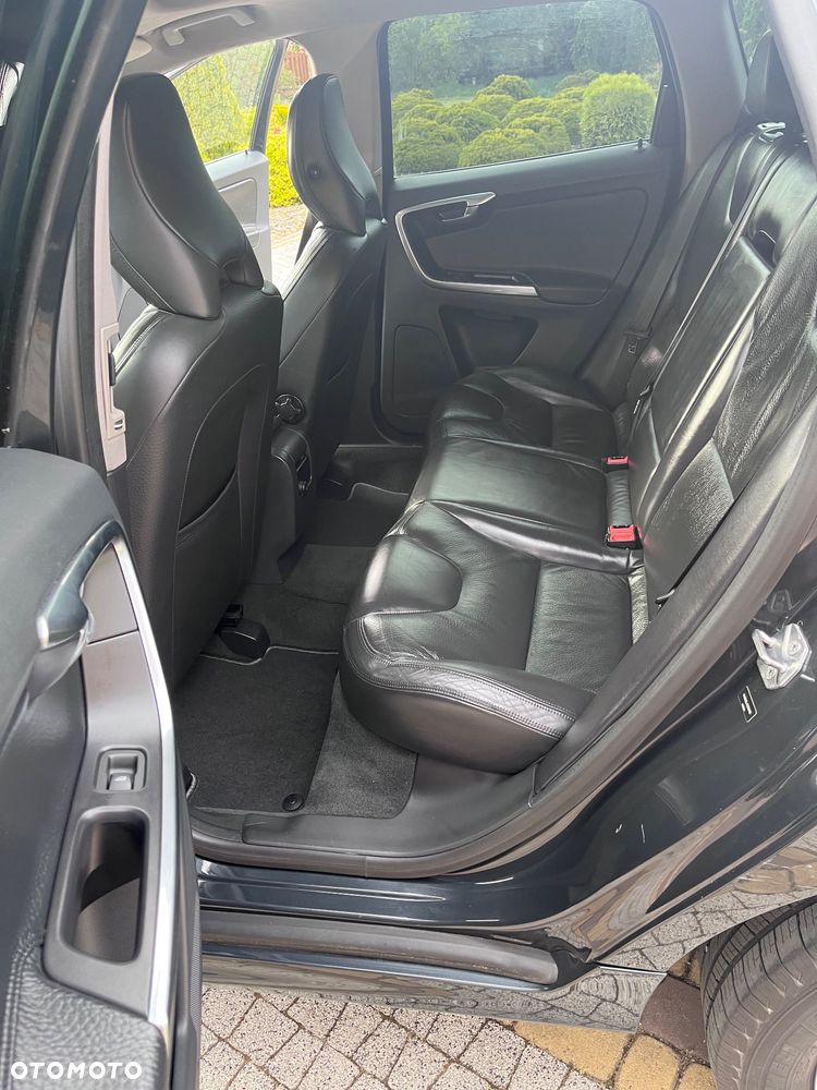 Volvo XC 60 - 30