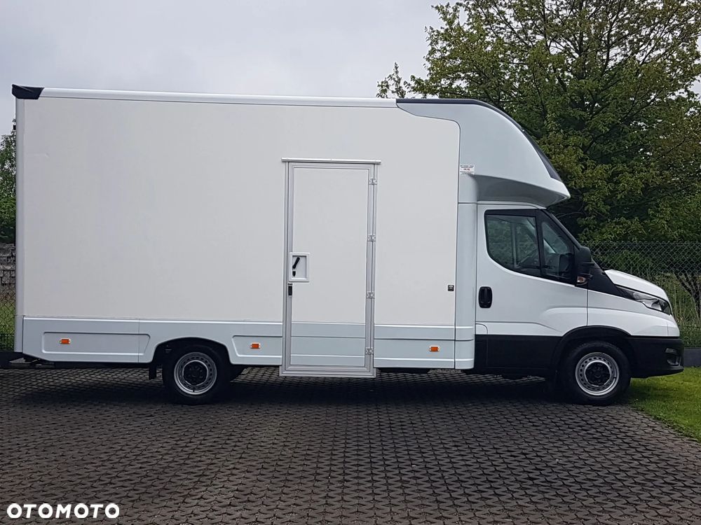 Iveco DAILY KONTENER NISKOPODŁOGOWY 4,44x2,23x2,42 SKLEP FOODTRUCK BAR KLIMA KONIOWÓZ KAMPER - 12