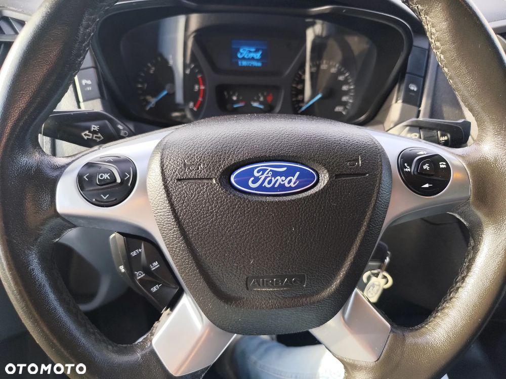 Ford Transit - 17