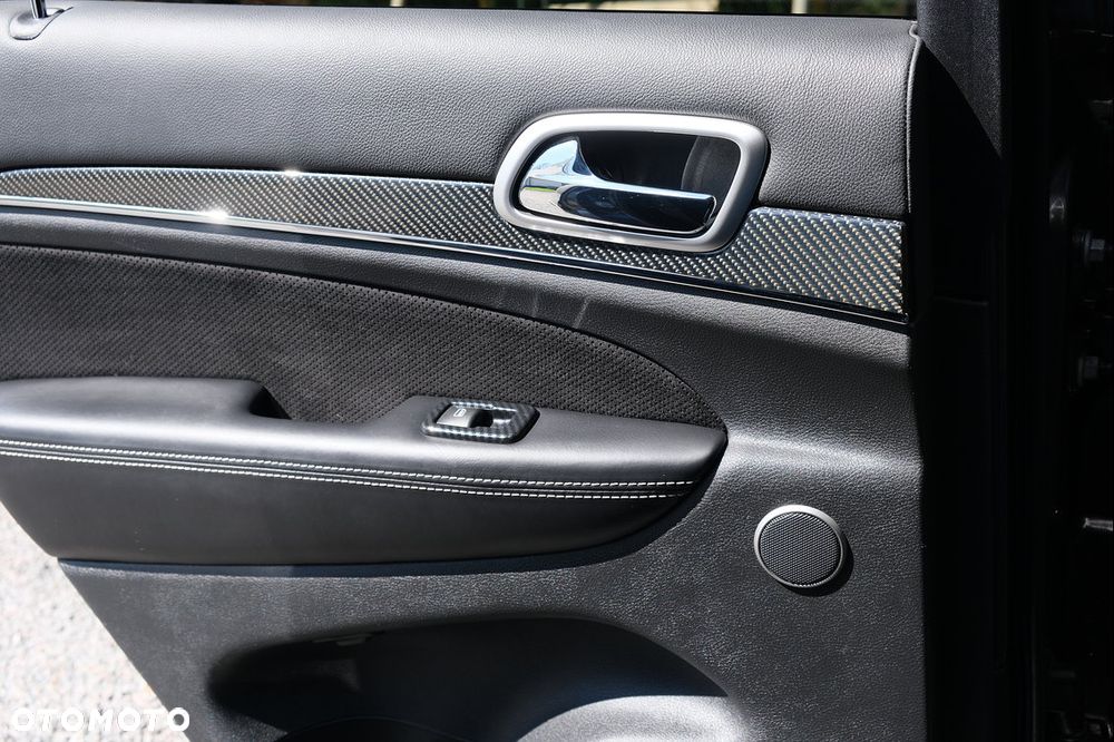 Jeep Grand Cherokee 6.4 V8 Hemi 4WD Automatik SRT - 32