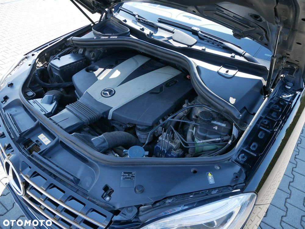 Mercedes-Benz ML - 36