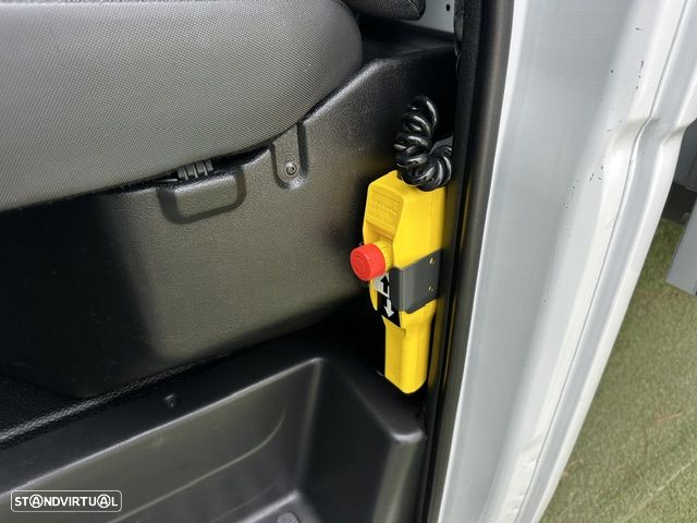 Renault MASTER CAB.DUPLA C/BASCULA 7 LUGARES - 14