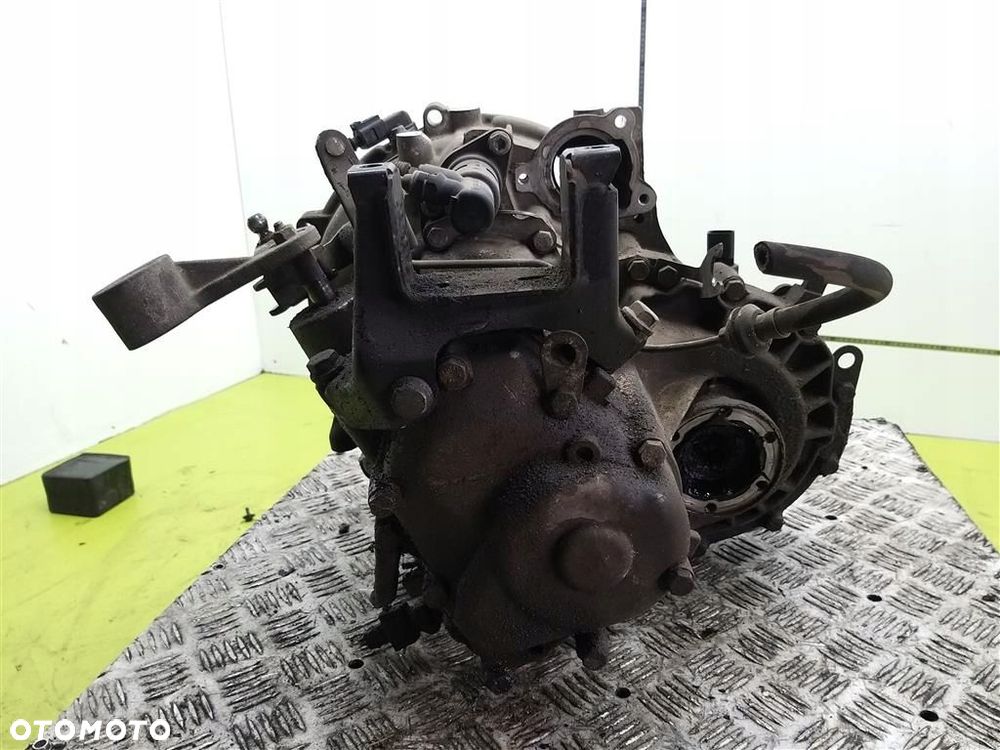 Skrzynia biegów Manualna Skoda Fabia I VW POLO 1,4 FCM 99-08 R - 8