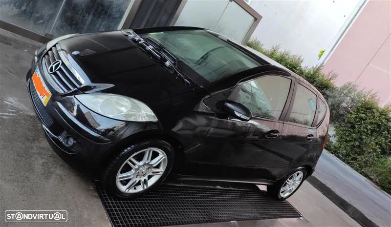 Mercedes-Benz A 150 Classic Automatic - 1