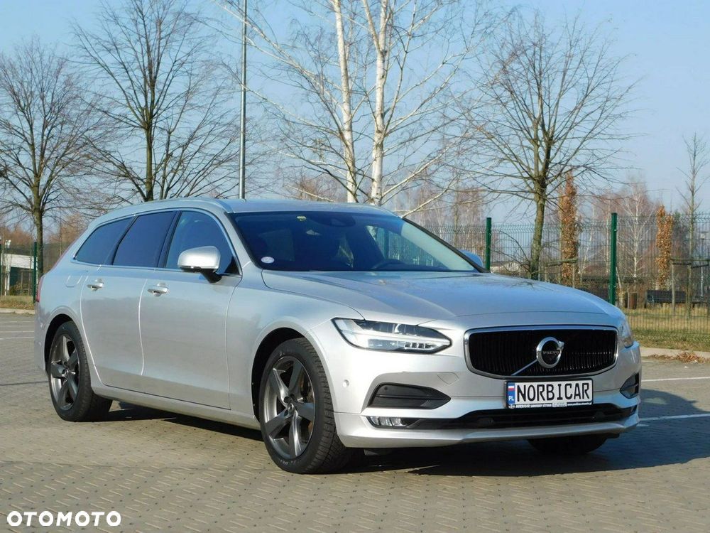 Volvo V90 T5 Momentum - 2