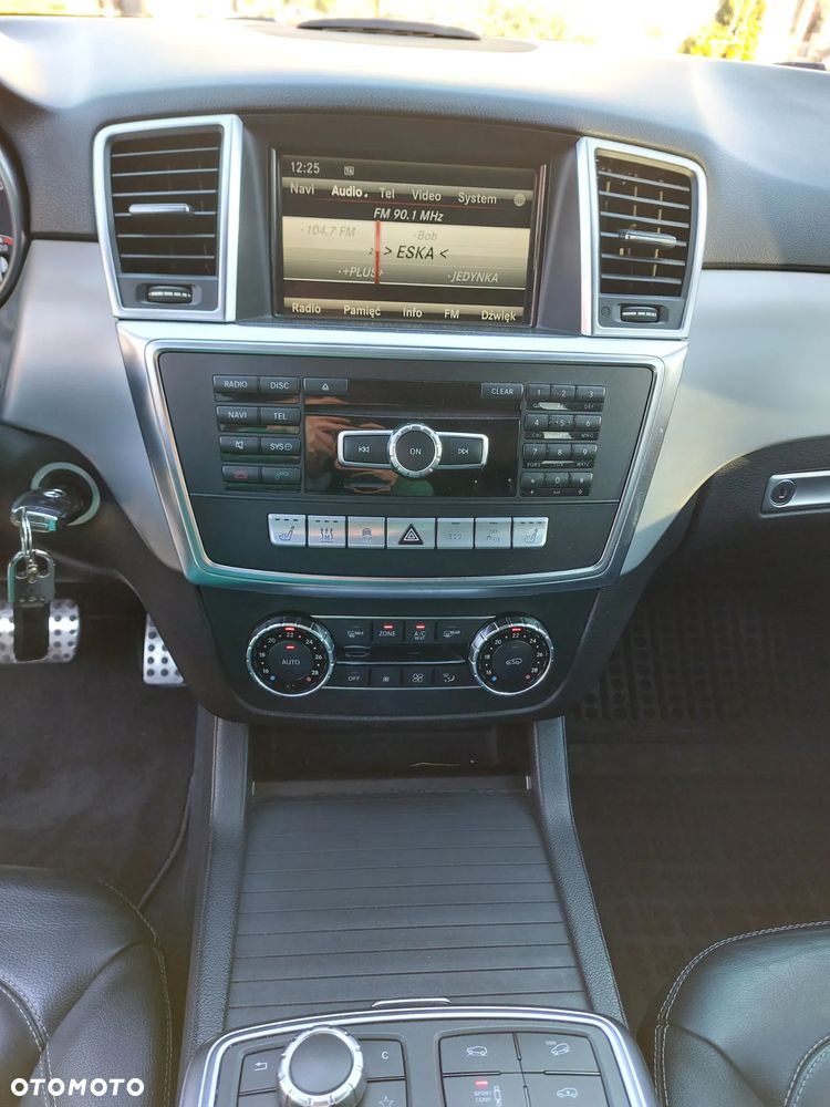 Mercedes-Benz ML - 18