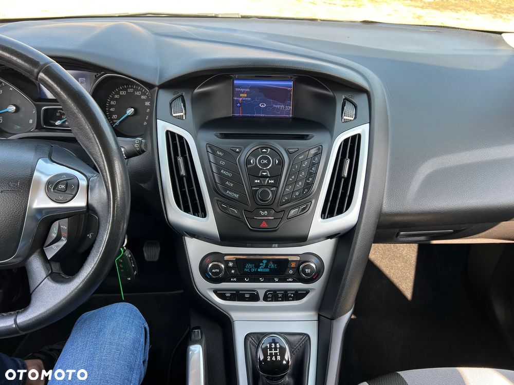 Ford Focus 1.0 EcoBoost Start-Stopp-System Champions Edition - 3