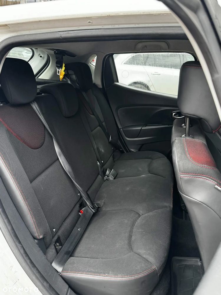 Renault Clio 1.5 dCi Alize - 8