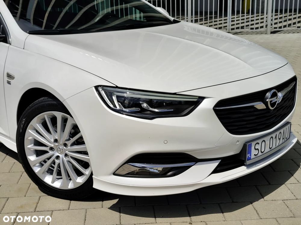 Opel Insignia 1.5 T Innovation S&S - 11