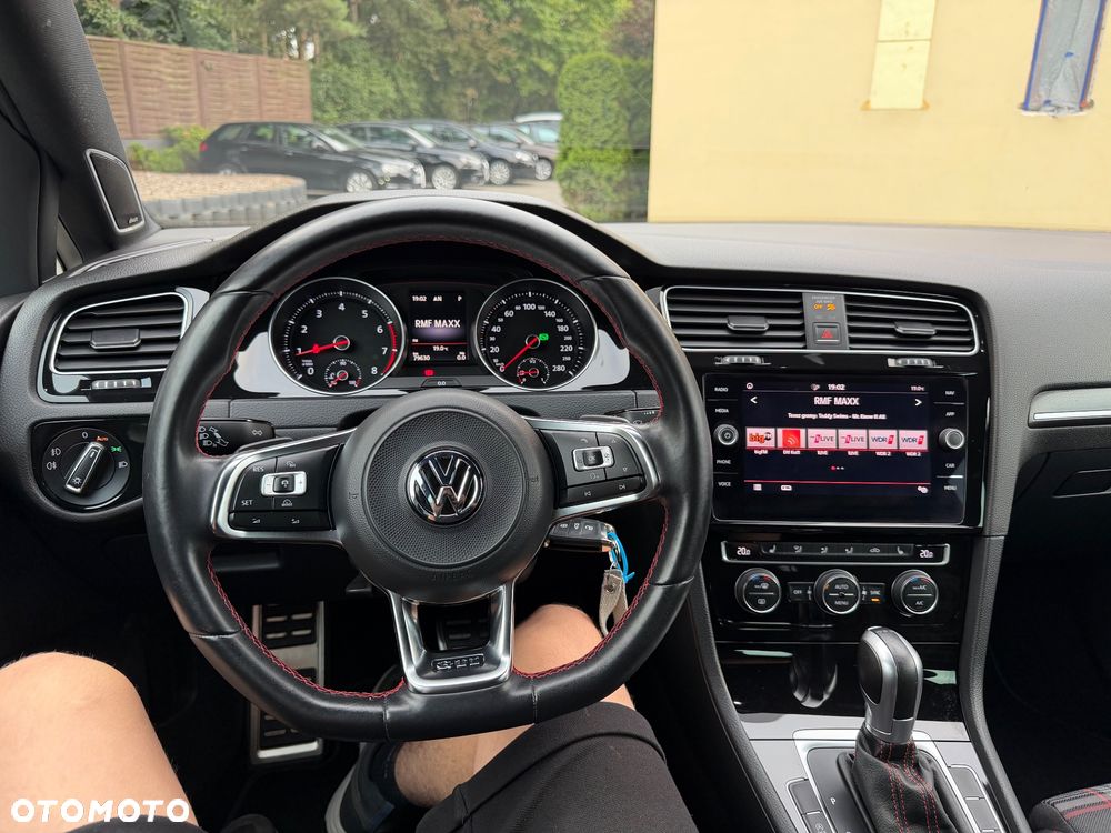 Volkswagen Golf GTI (BlueMotion Technology) DSG - 32