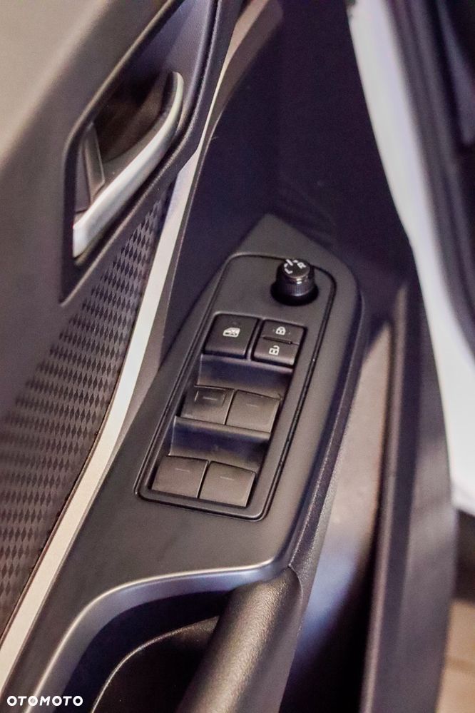 Toyota C-HR - 17
