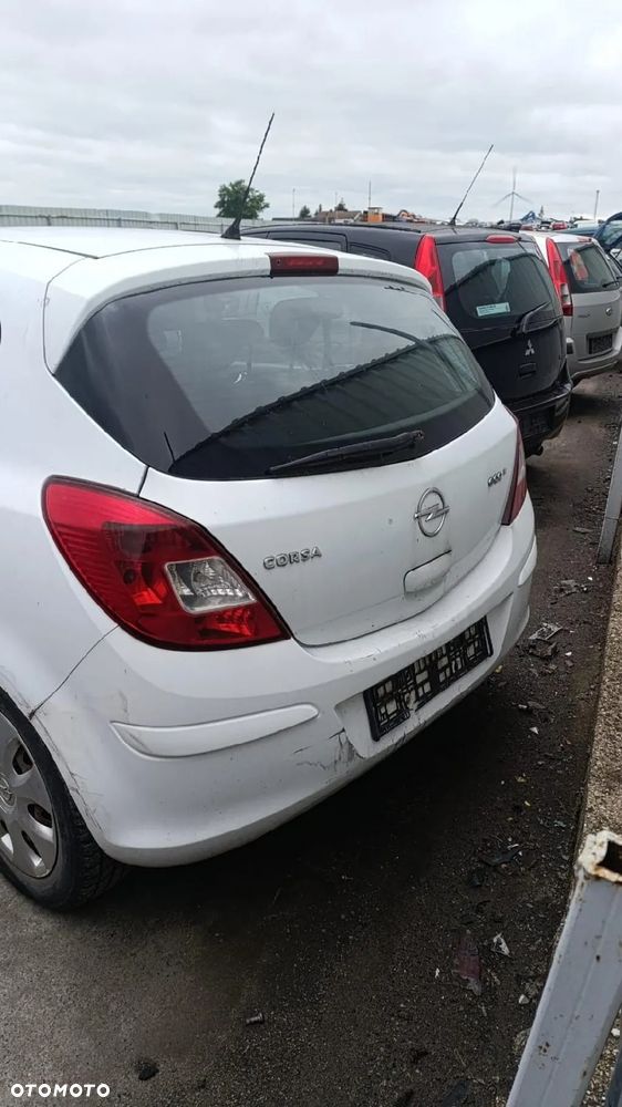 36186 Opel Corsa D model od 06-11 silnik 1.3 CDTI Z13DTJ 75 km lakier Y474 - 7