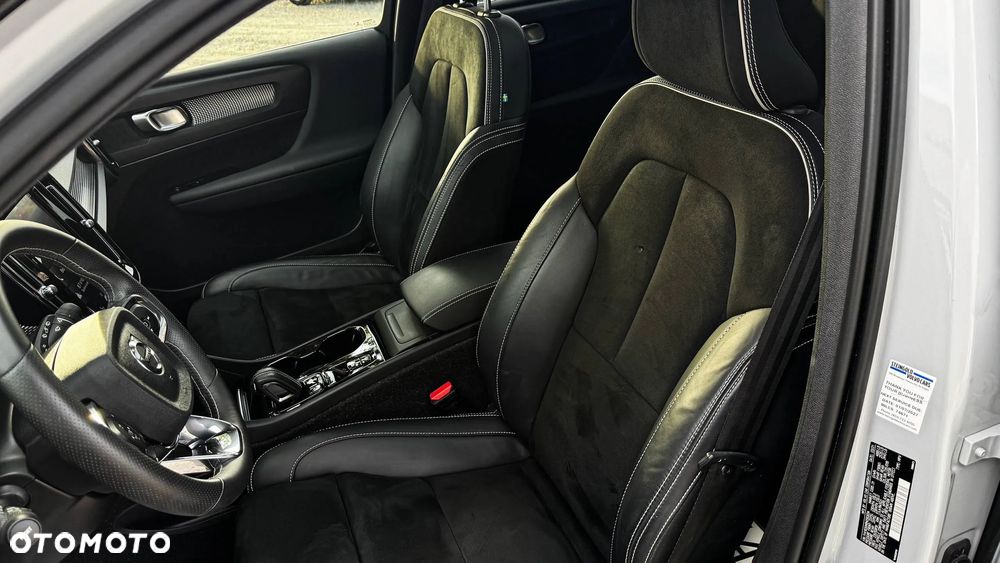 Volvo XC 40 T5 AWD Geartronic R-Design - 21