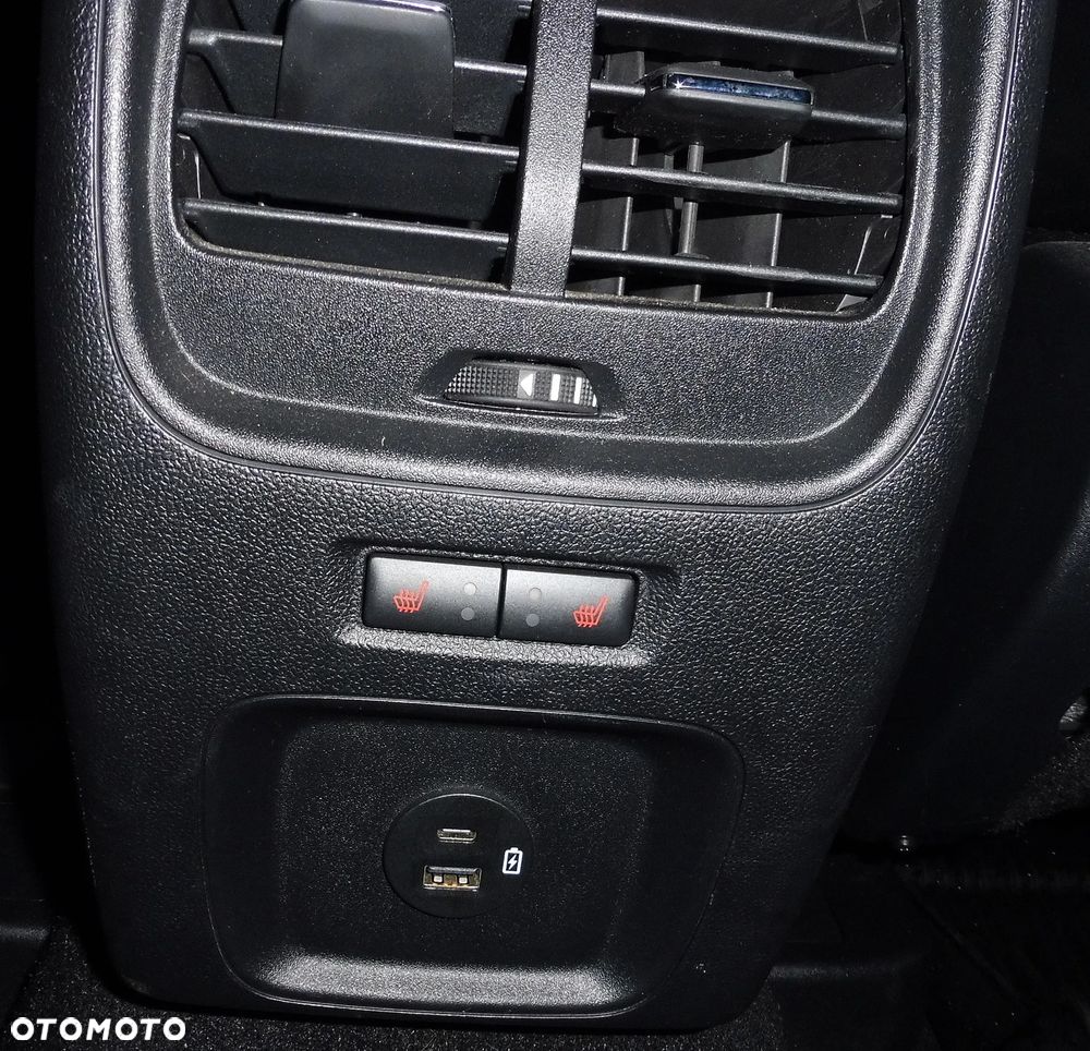 Ford Kuga 2.0 EcoBlue AWD ST-Line X - 30