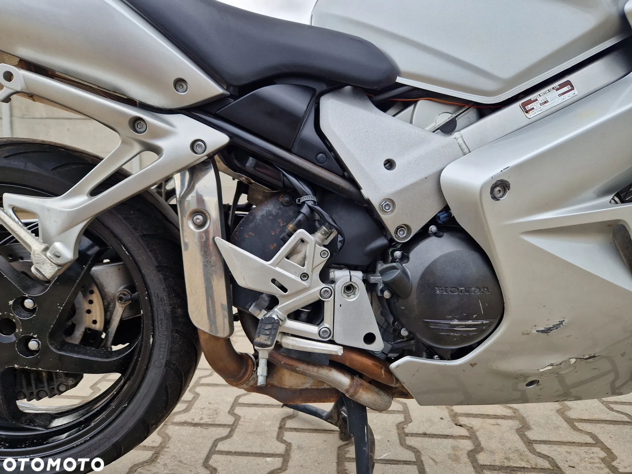 Honda VFR - 29