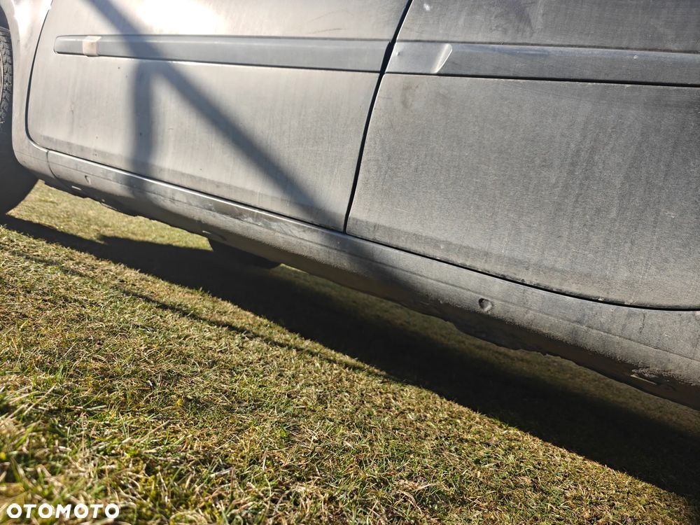 Renault Clio 1.4 16V Authentique - 13