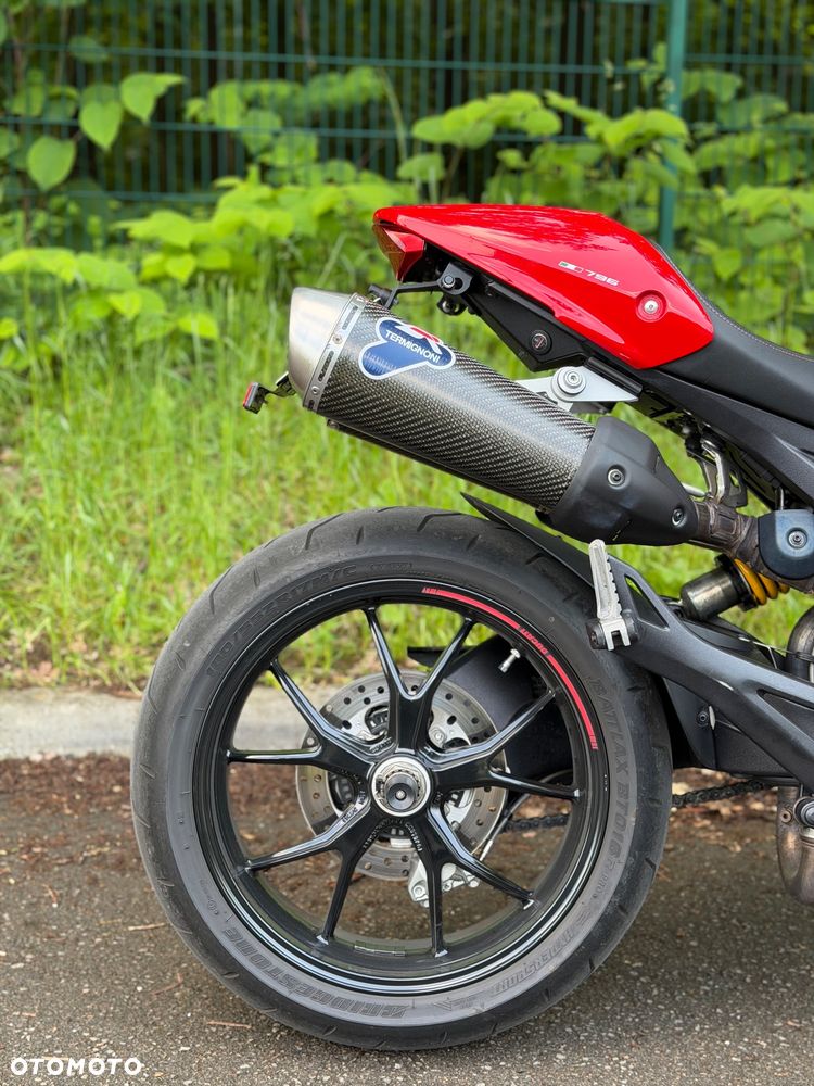 Ducati Monster - 5