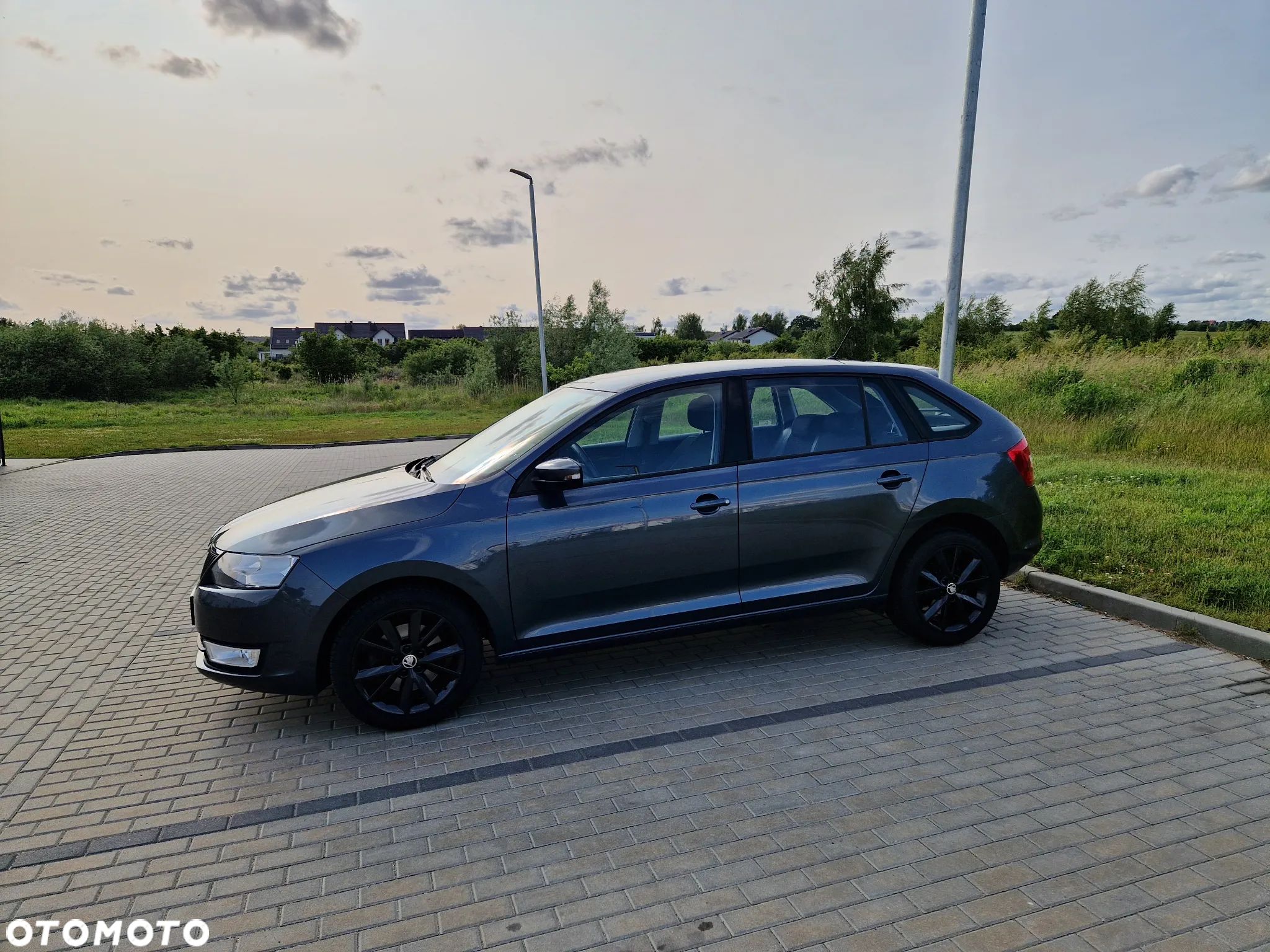 Skoda RAPID Spb 1.2 TSI Style - 1