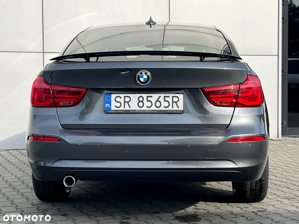 BMW 3GT 318d GT Luxury Line - 12