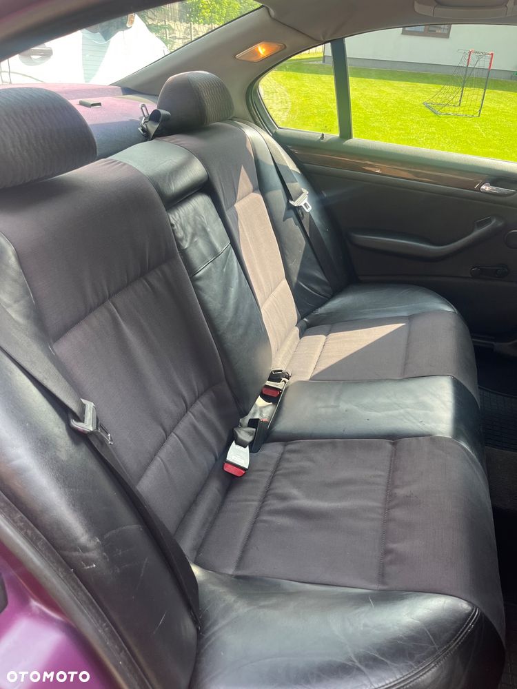 BMW Seria 3 320d - 14