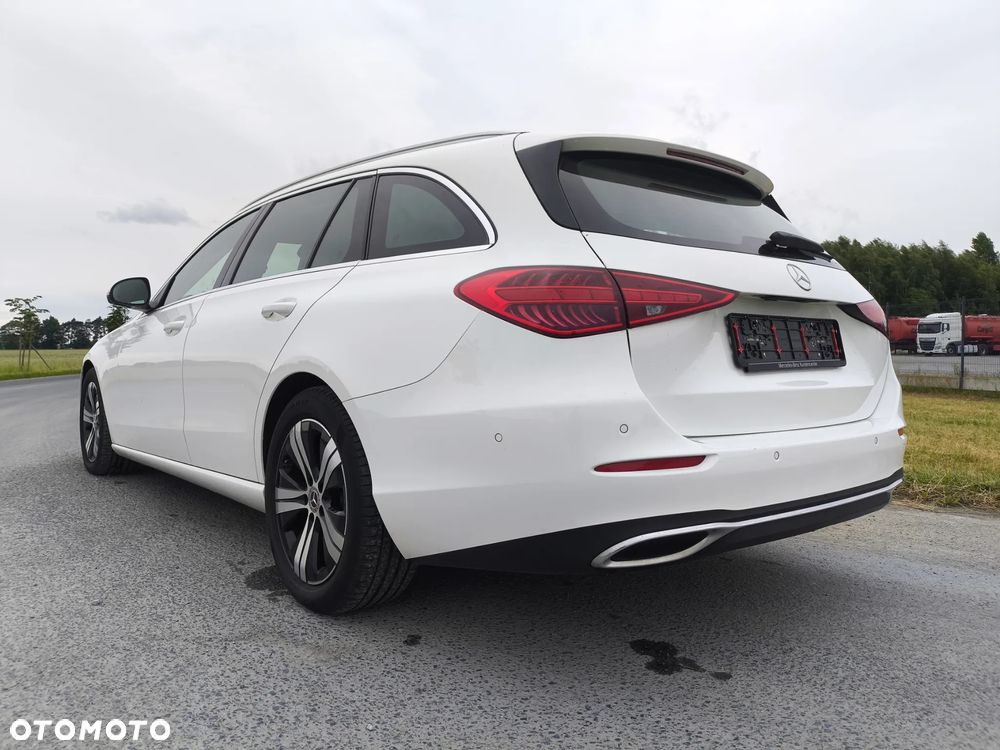 Mercedes-Benz Klasa C 200 4Matic 9G-TRONIC AMG Line - 6