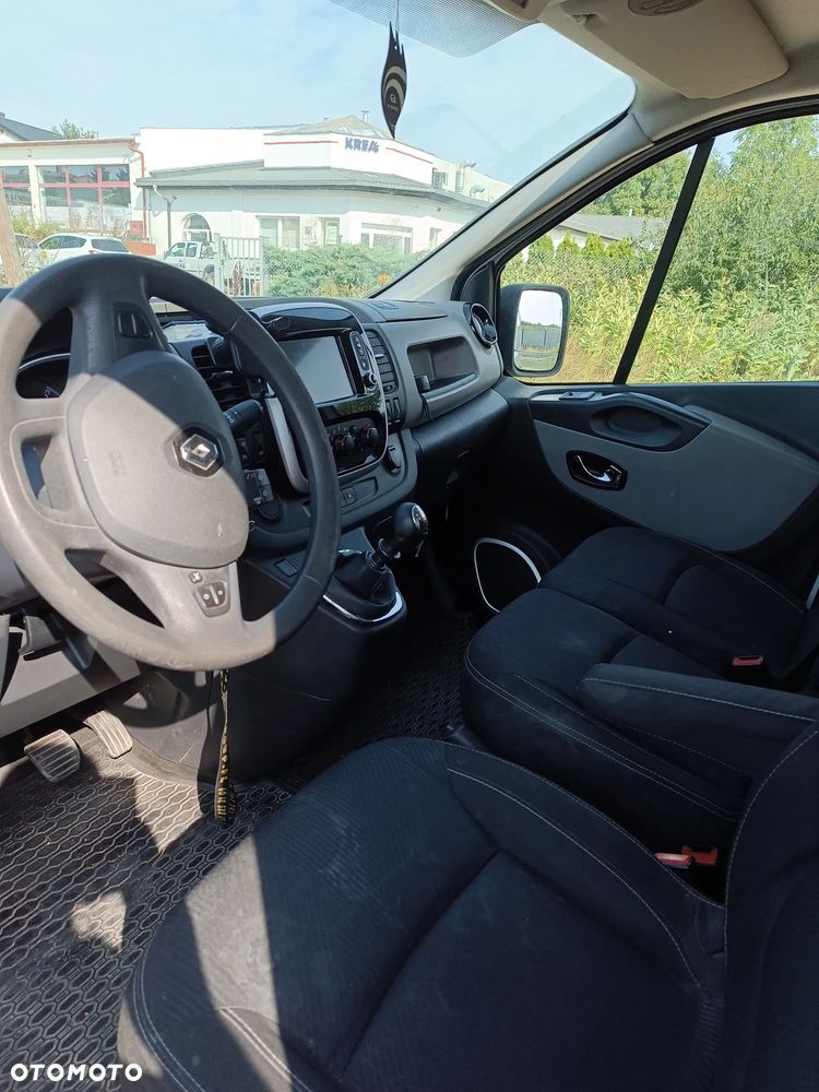 Renault Trafic 1.6 dCi - 9